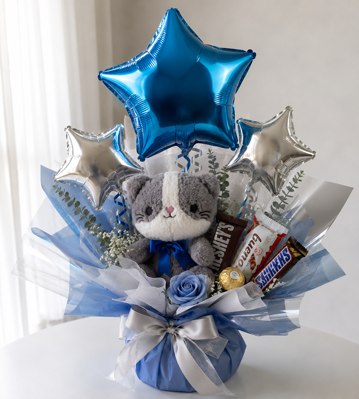 Ramo Azul con Peluche Gato - Gallery 1