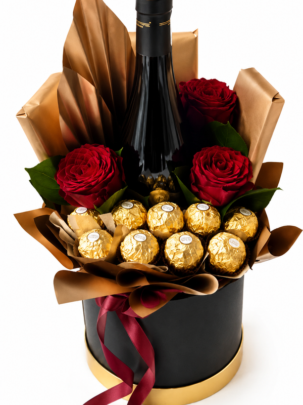 Sombrerera con Vino y Rosas